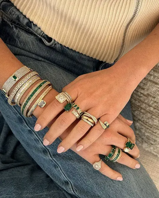 3633810942719126226_15887390_10