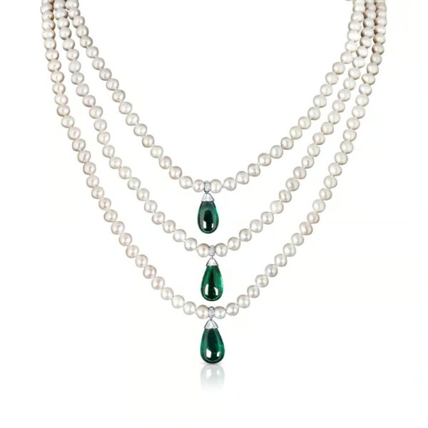 pearl and emerald necklace